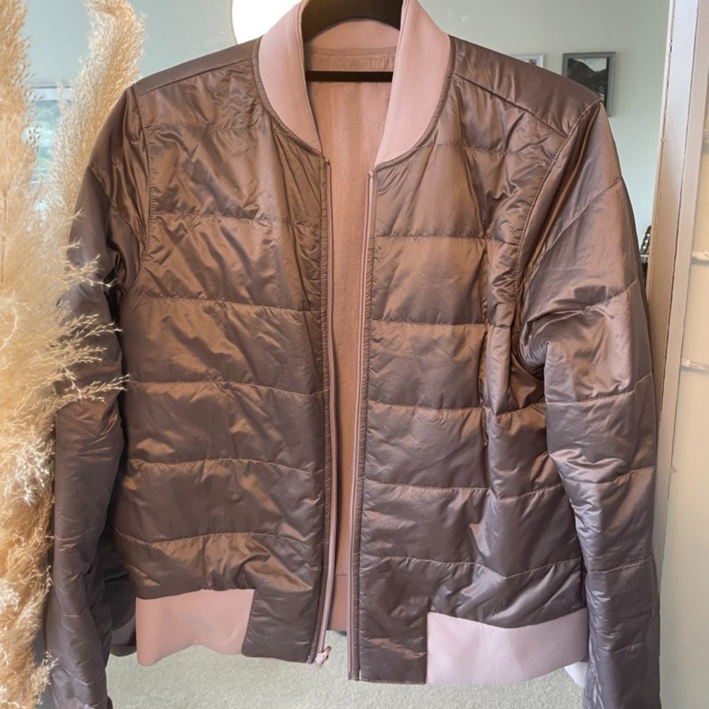 Reversible Lululemon bomber jacket